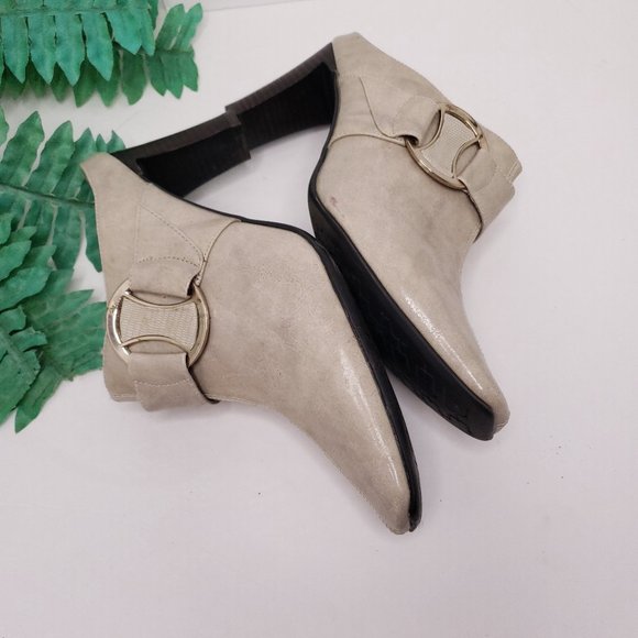 Sz 8.5 Nickels Mules Slides Shoes Cream Ivory Soft EXC COND open back - Picture 5 of 11